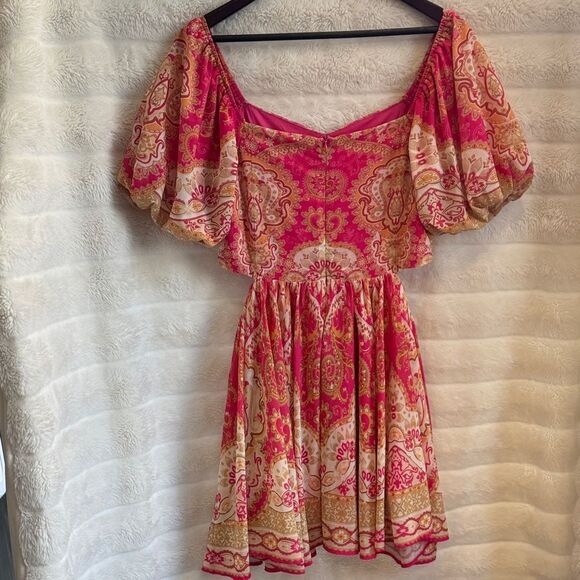 Flying Tomato Pink and Gold Paisley Mini Dress - Picture 3 of 8